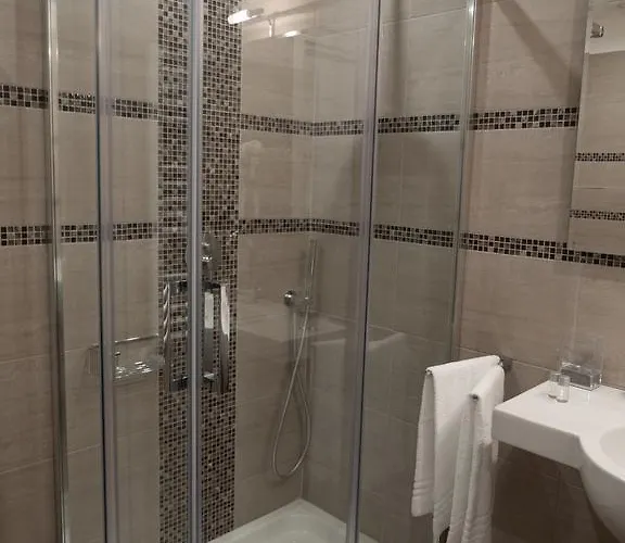 Bed Linate Πανσιόν 4*